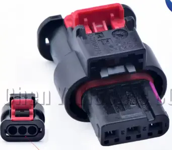 Connettore FEP 3 vie p.f. VW restricted chiave A