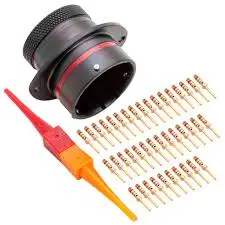 [8STA020-41PN] Connettore Motorsport 41 vie p.m. rosso